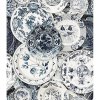 23122 mindthegap delftware vintage tapeta
