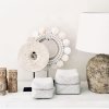 BAZAR BIZAR The Marble Disc on Stand - White - S stojacia dekorácia